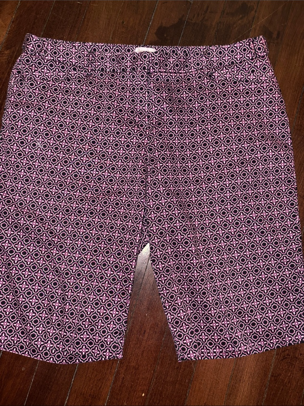 Laundry by Shelli Segal Women’s Patterned Purple Bermuda shorts
